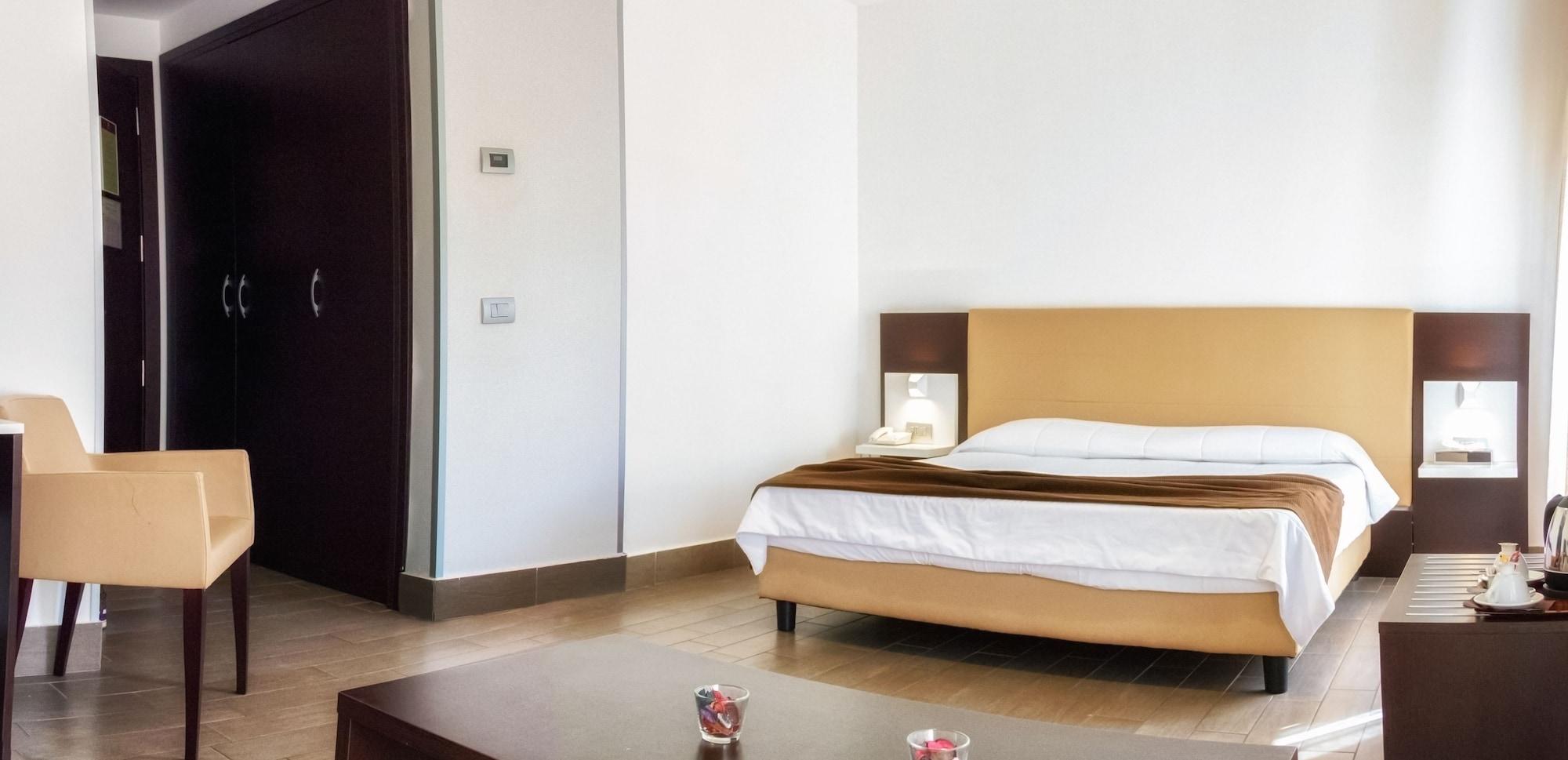 Lh Hotel Excel Roma Montemario Εξωτερικό φωτογραφία