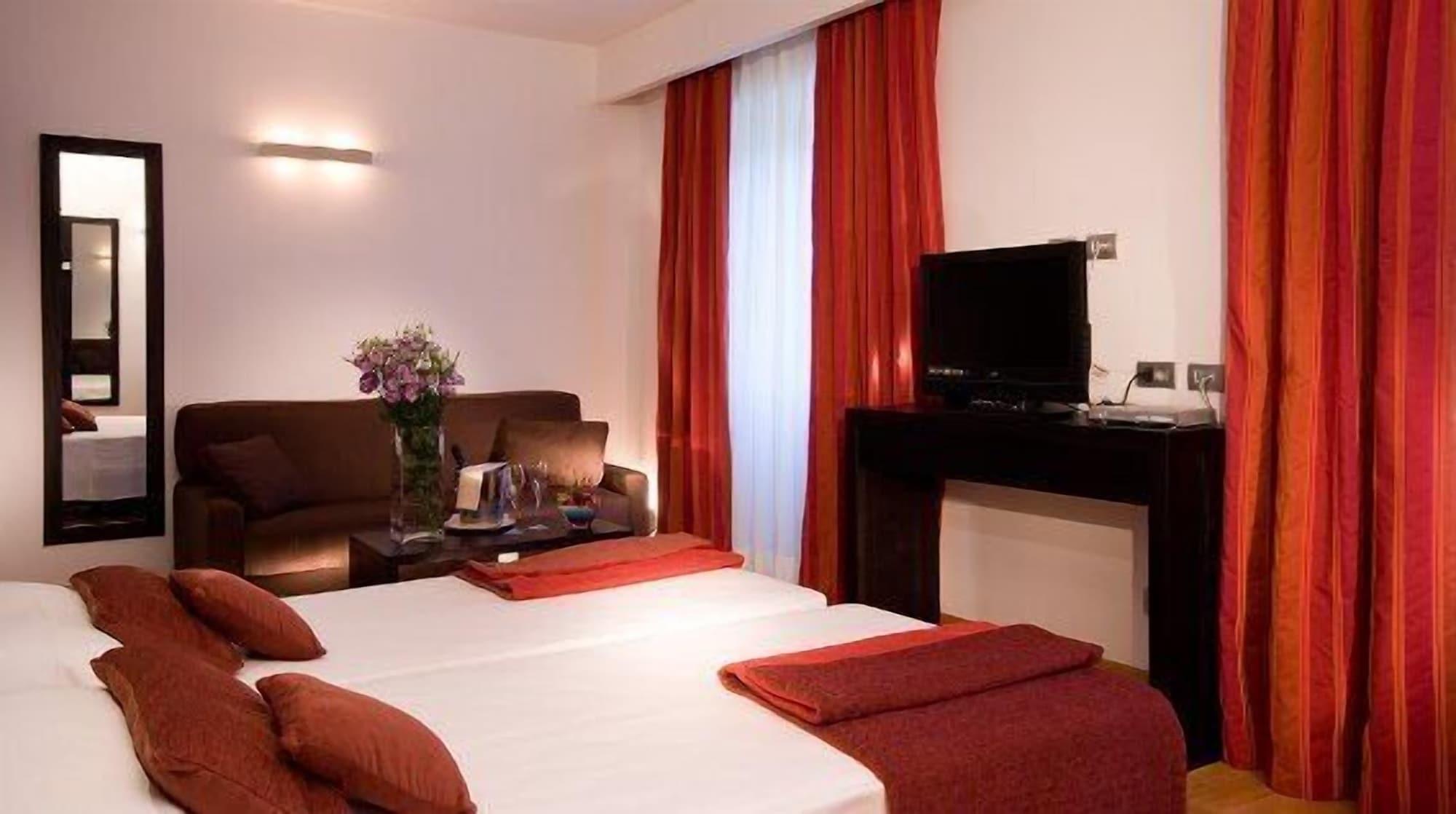 Lh Hotel Excel Roma Montemario Εξωτερικό φωτογραφία