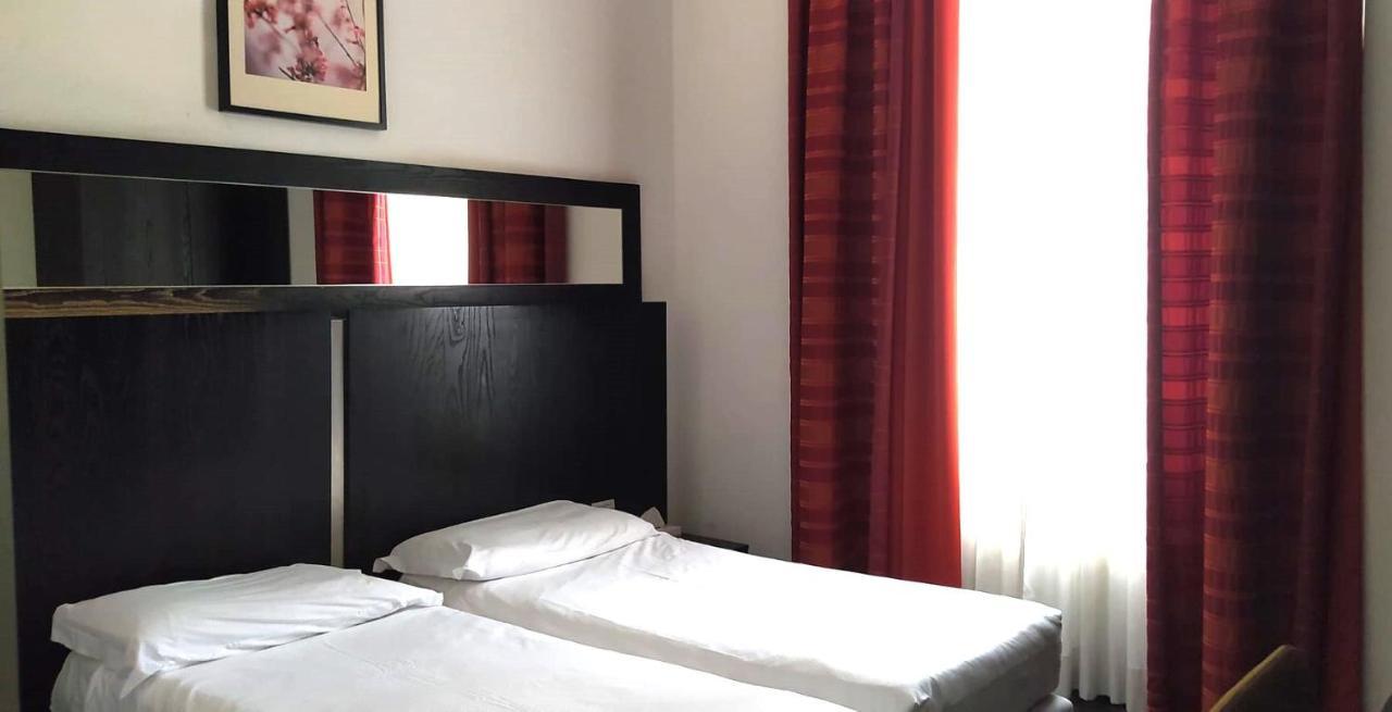 Lh Hotel Excel Roma Montemario Εξωτερικό φωτογραφία