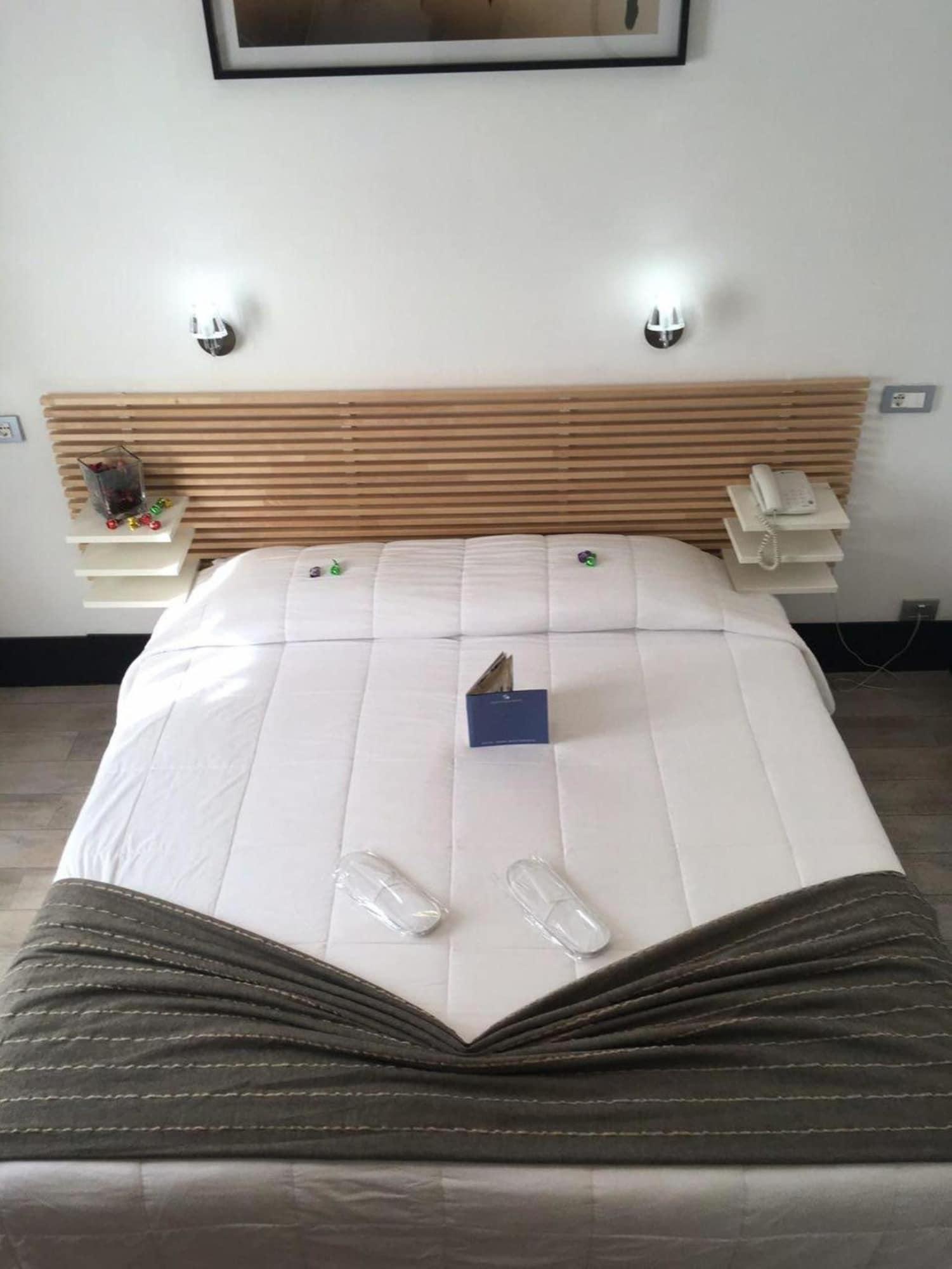 Lh Hotel Excel Roma Montemario Εξωτερικό φωτογραφία