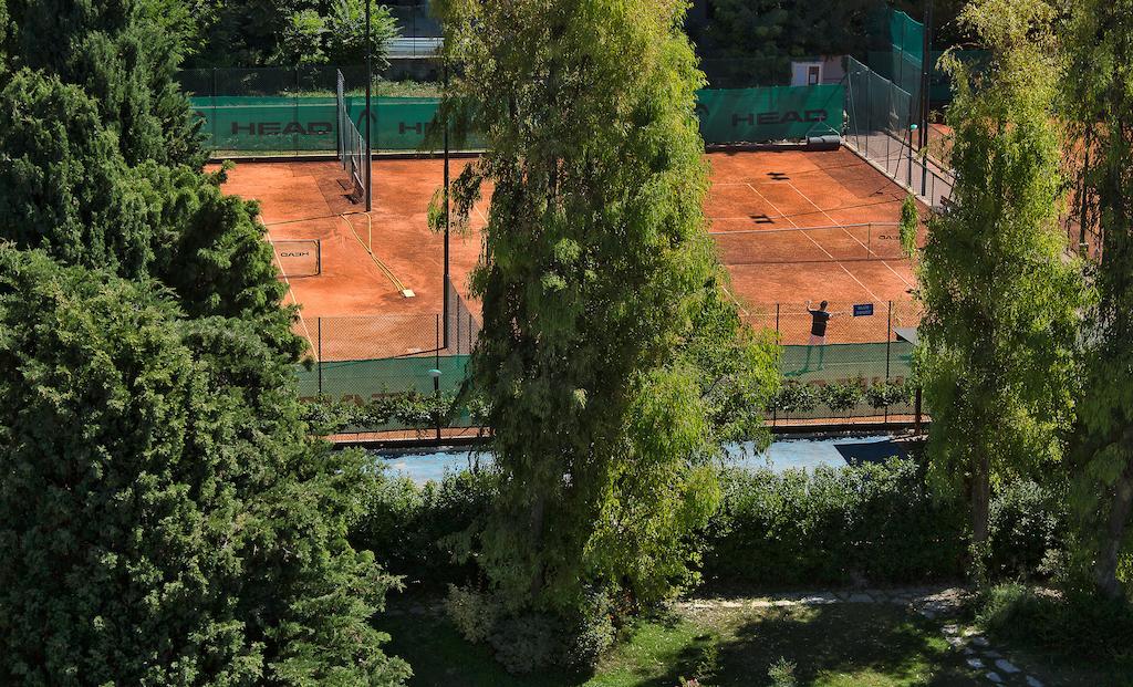 Lh Hotel Excel Roma Montemario Εξωτερικό φωτογραφία